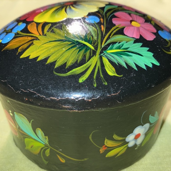 HAND CRAFTED- painted rd trinket box w/lid. Black w/bright flowers.  $25 - Picture 3 of 8
